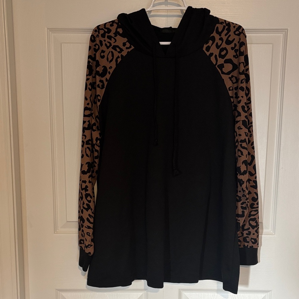 Leopard Print Black Hoodie Sweatshirt